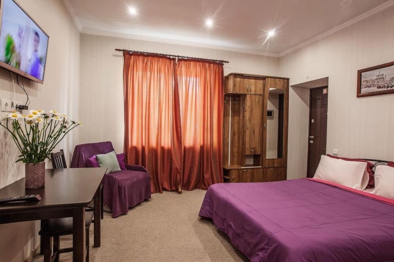 לבוב Central Cozy Apartment With Parking! מראה חיצוני תמונה
