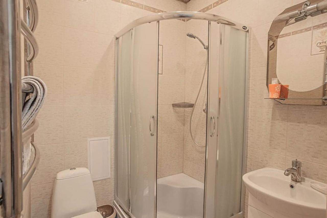 לבוב Central Cozy Apartment With Parking! מראה חיצוני תמונה